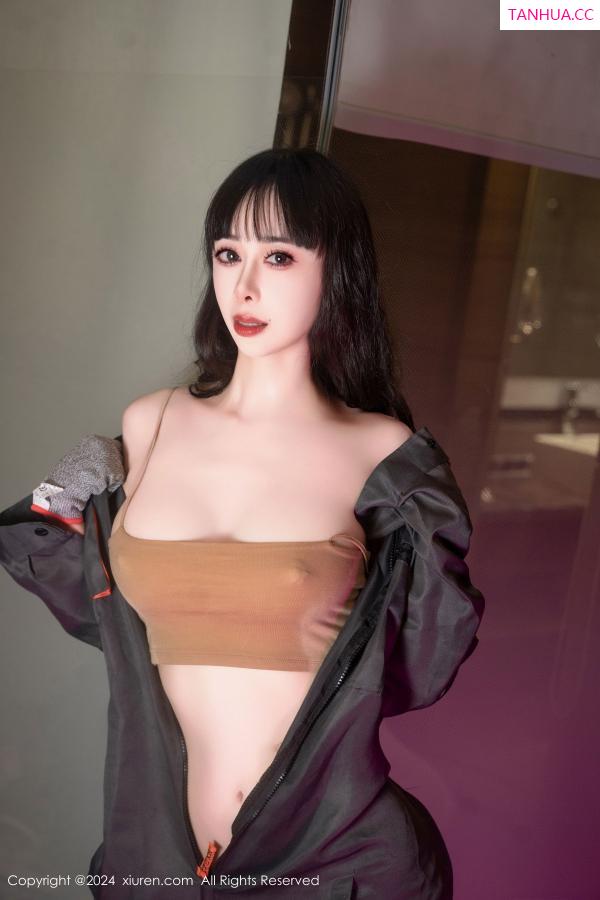   [XiuRen]高清写真图 2024.07.30 No.8938 宝宝甜 美腿性感第42张图片